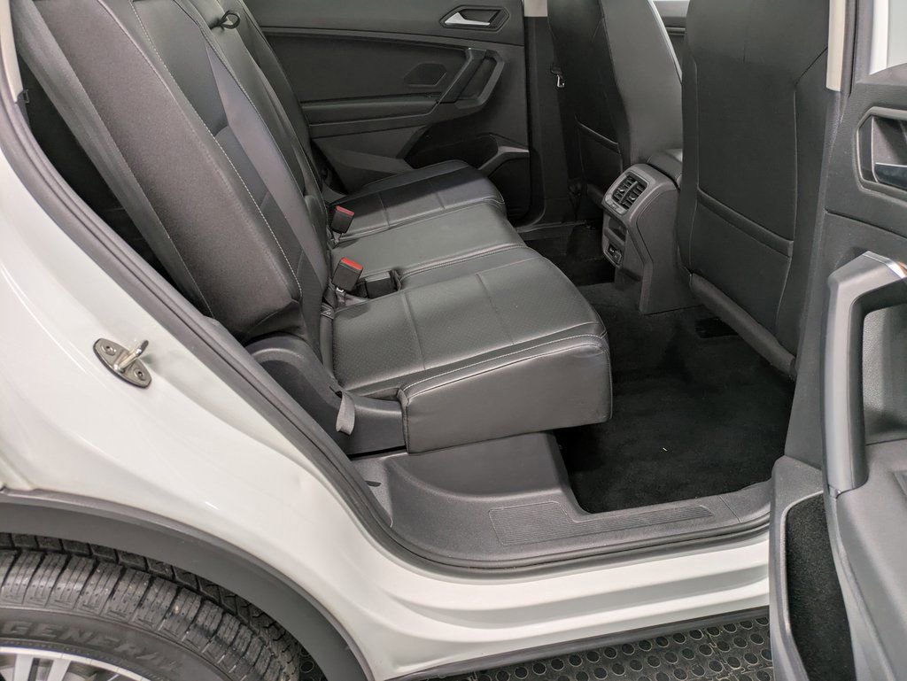 Used 2019 Volkswagen Tiguan SEL w/ 3rd Row Seat Package image 27