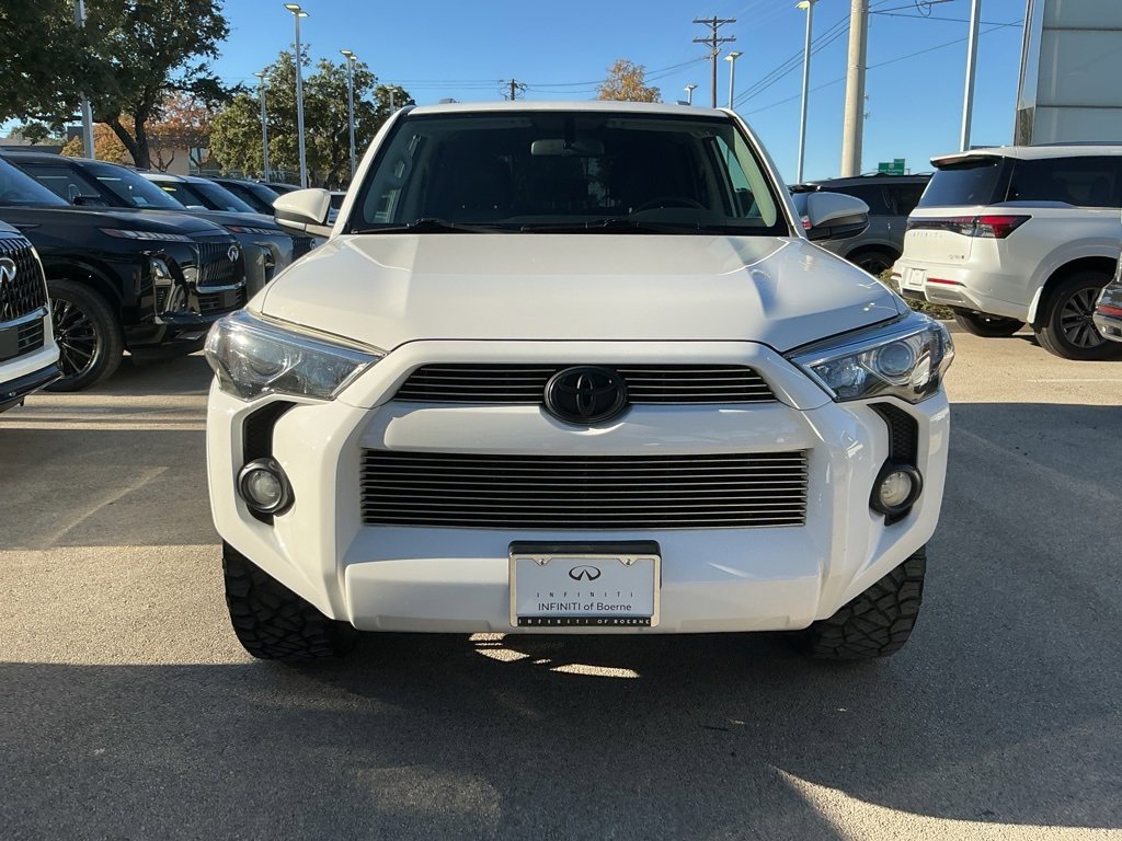 Used 2016 Toyota 4Runner SR5 image 2