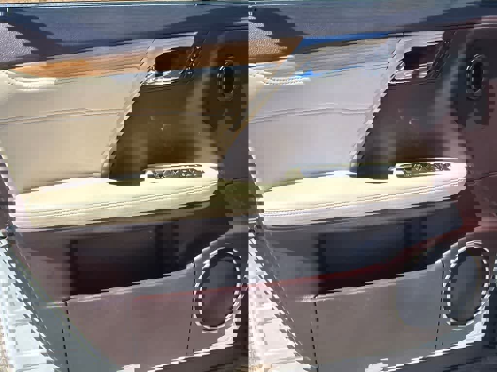 Used 2018 Lexus RX 350L FWD image 11