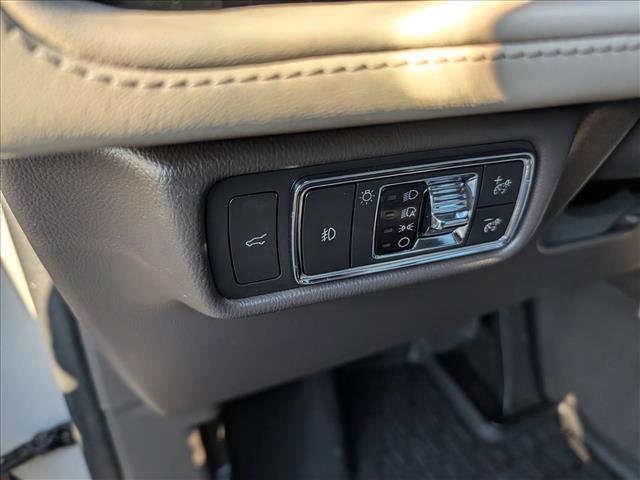 Certified 2023 Lincoln Aviator Reserve w/ Equipment Group 201A RWD image 33