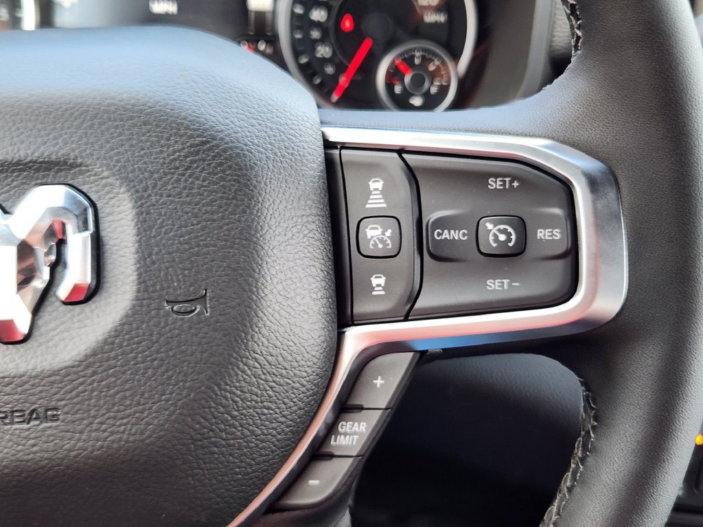 New 2026 RAM 2500 Big Horn AWD/4WD image 18