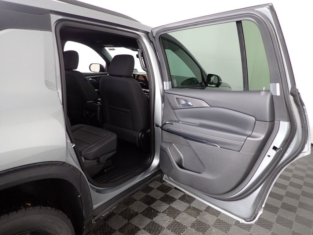 New 2026 Chevrolet Traverse LT w/ Midnight/Sport Edition image 27