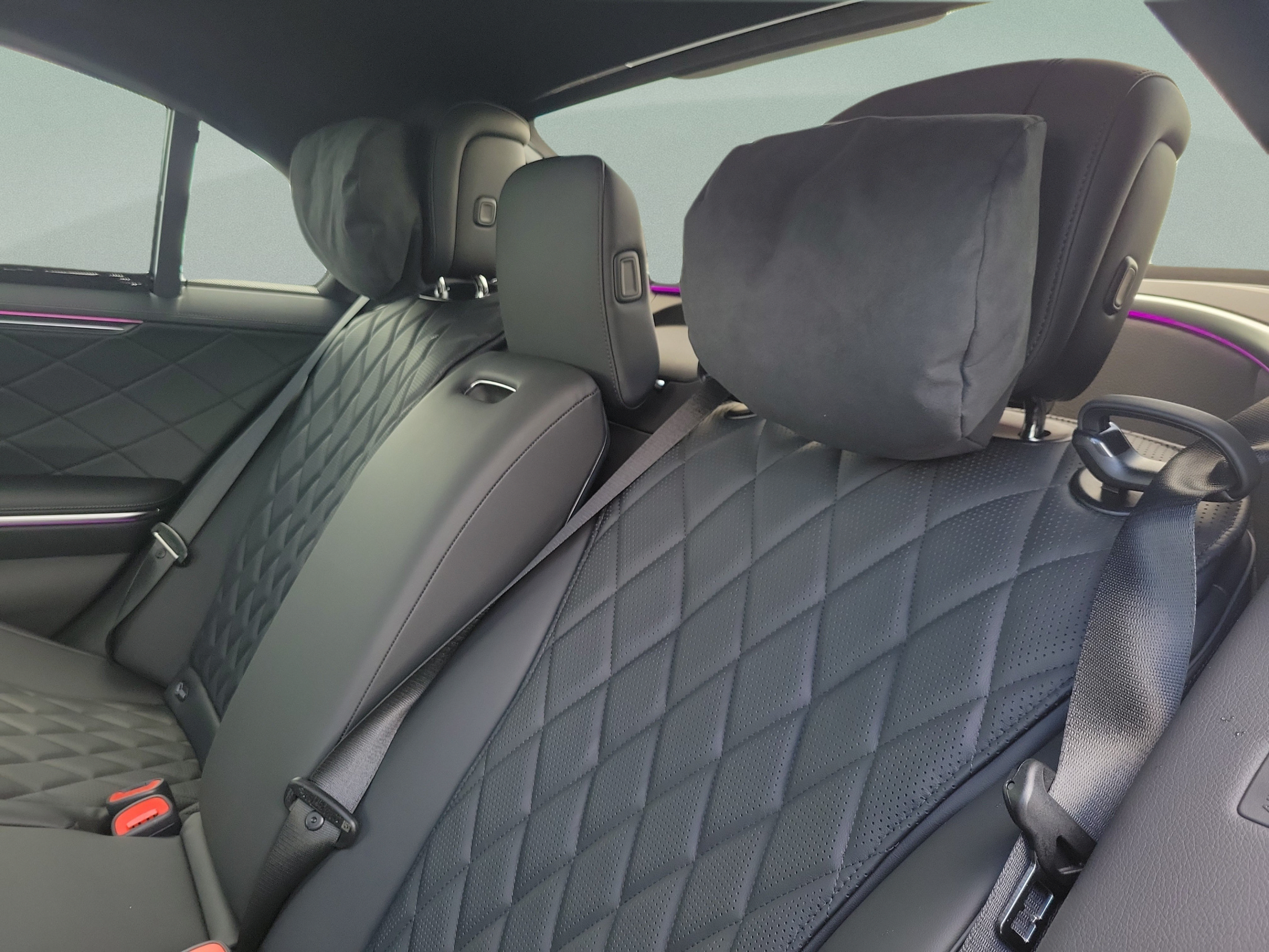 New 2027 Mercedes-Benz S 580 4MATIC Sedan image 9