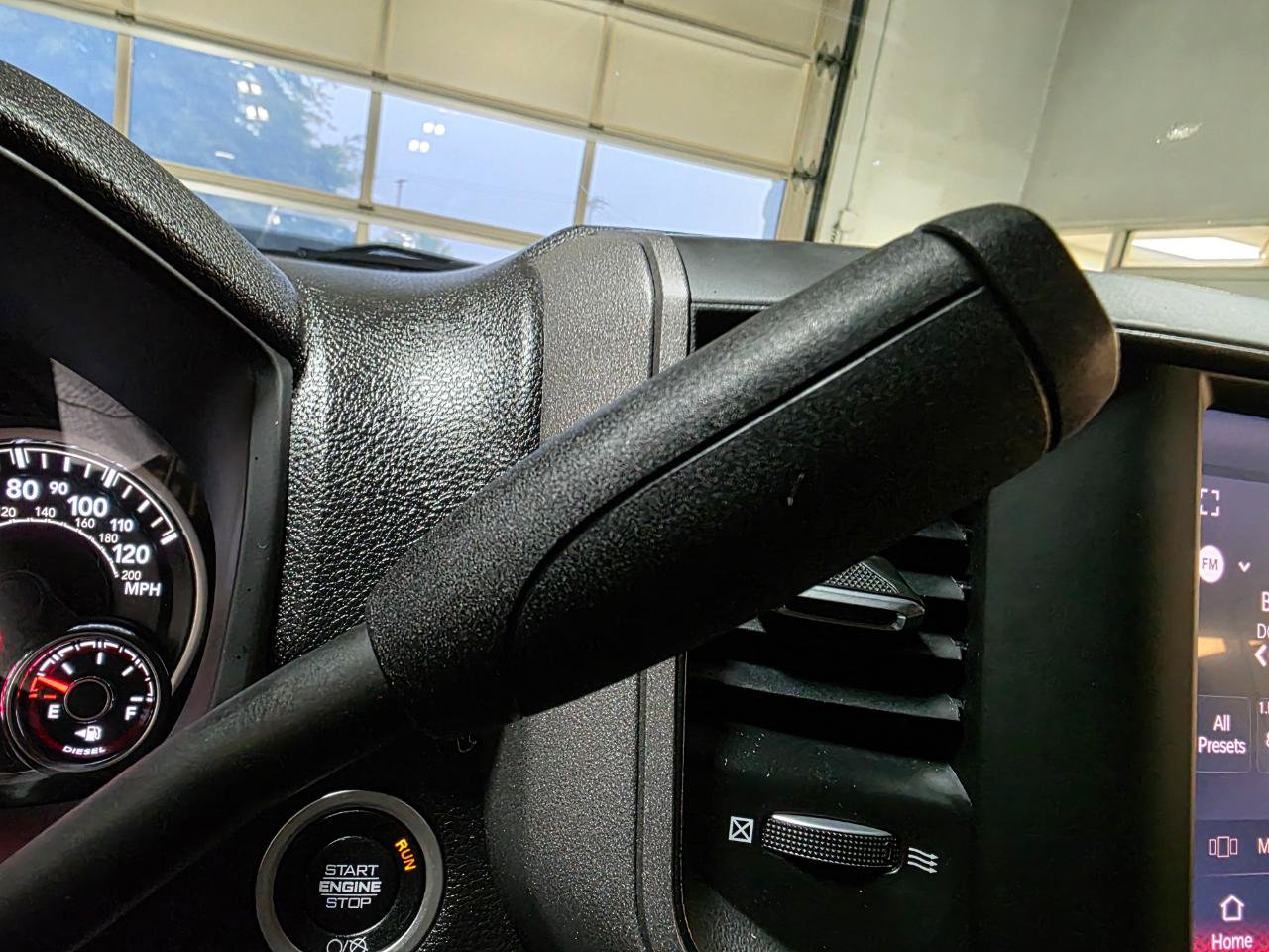 Used 2022 RAM 2500 Tradesman AWD/4WD image 33