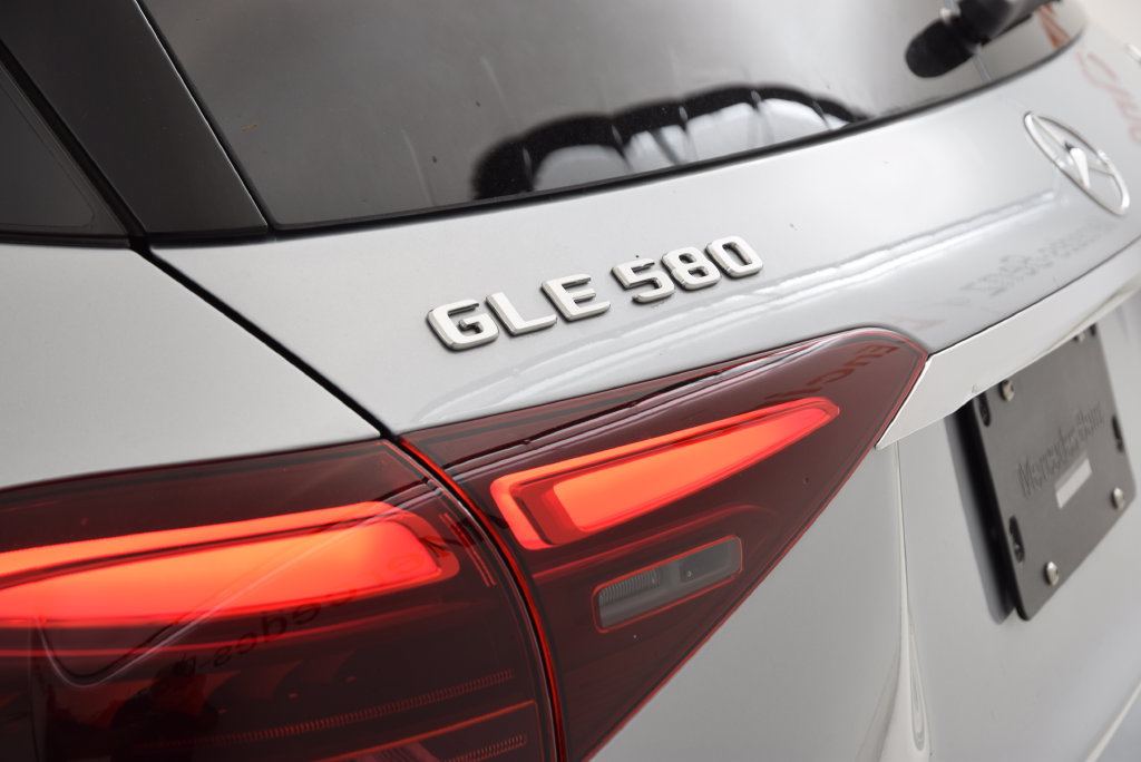 New 2026 Mercedes-Benz GLE 580 4MATIC image 11