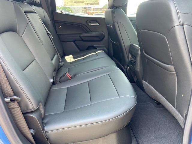 New 2025 GMC Canyon Elevation w/ Convenience Package image 33
