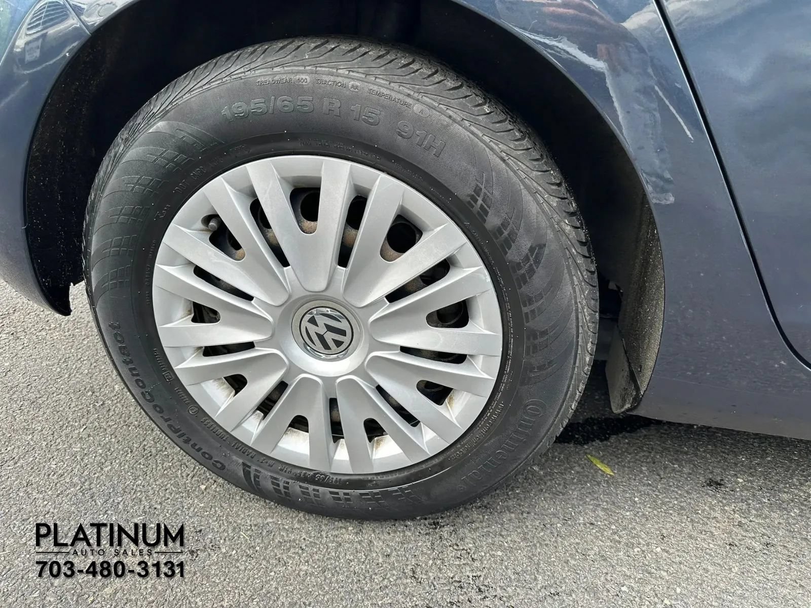Used 2013 Volkswagen Golf 4-Door FWD image 19