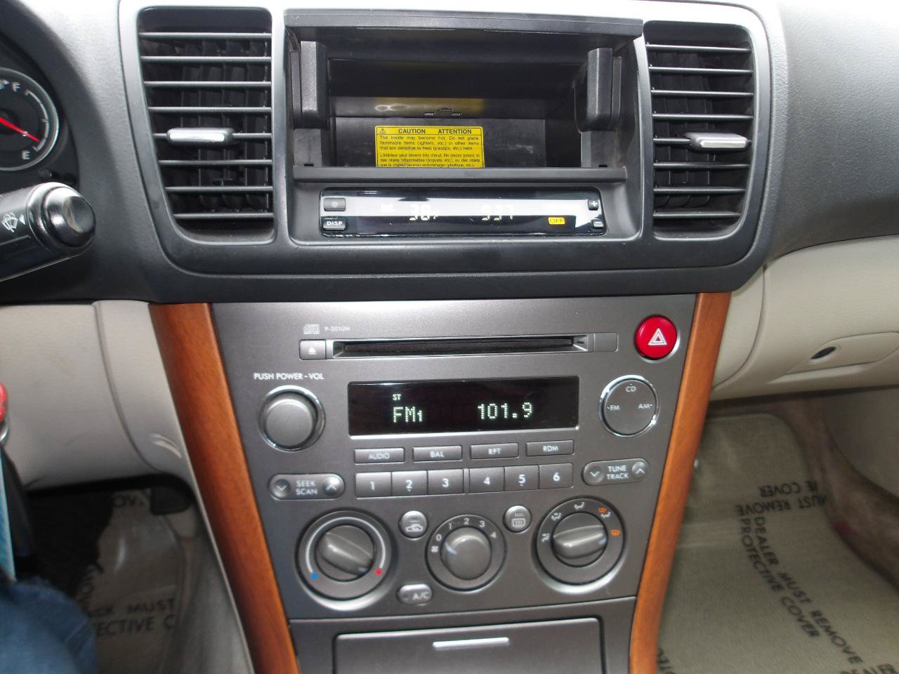 Used 2005 Subaru Outback 2.5i AWD/4WD image 16