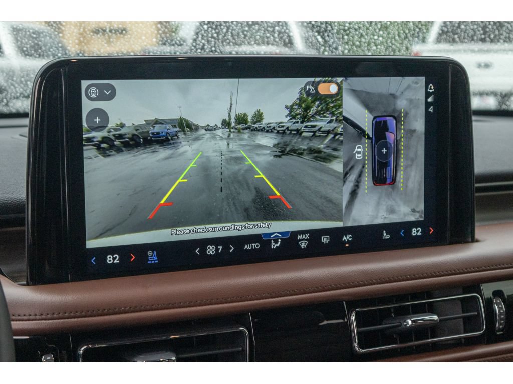 Used 2025 Lincoln Aviator Reserve w/ Equipment Group 201A AWD/4WD image 25