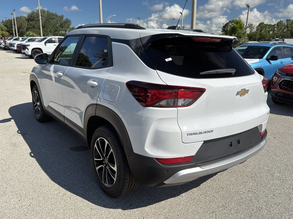 New 2026 Chevrolet TrailBlazer LT w/ Convenience Package FWD image 7