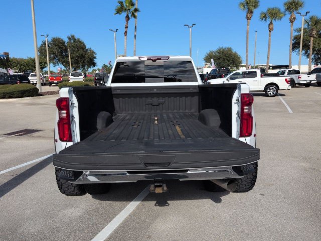 Used 2025 Chevrolet Silverado 3500 LTZ w/ LTZ Plus Package AWD/4WD image 13