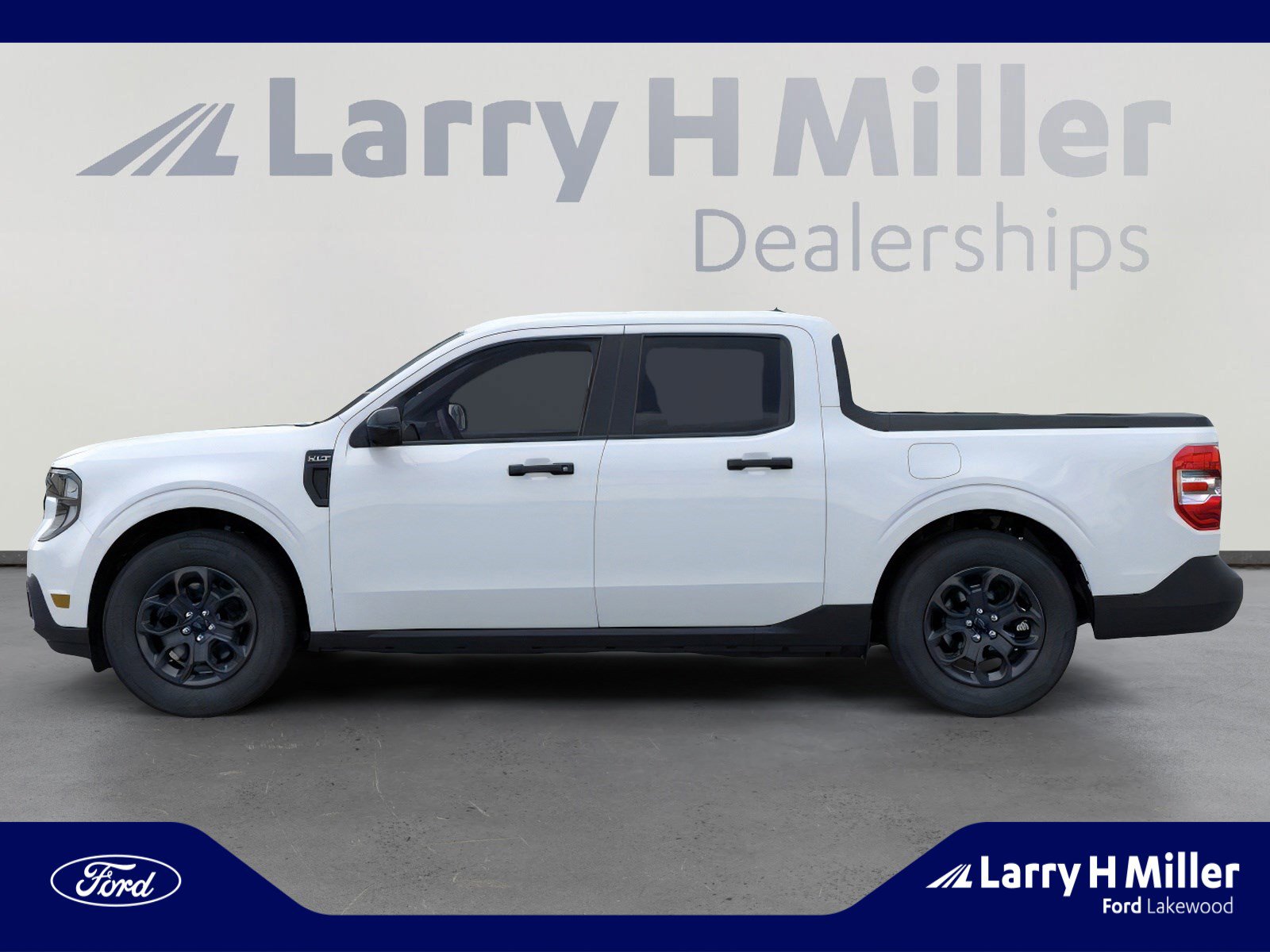 New 2025 Ford Maverick XLT w/ XLT Luxury Package image 3