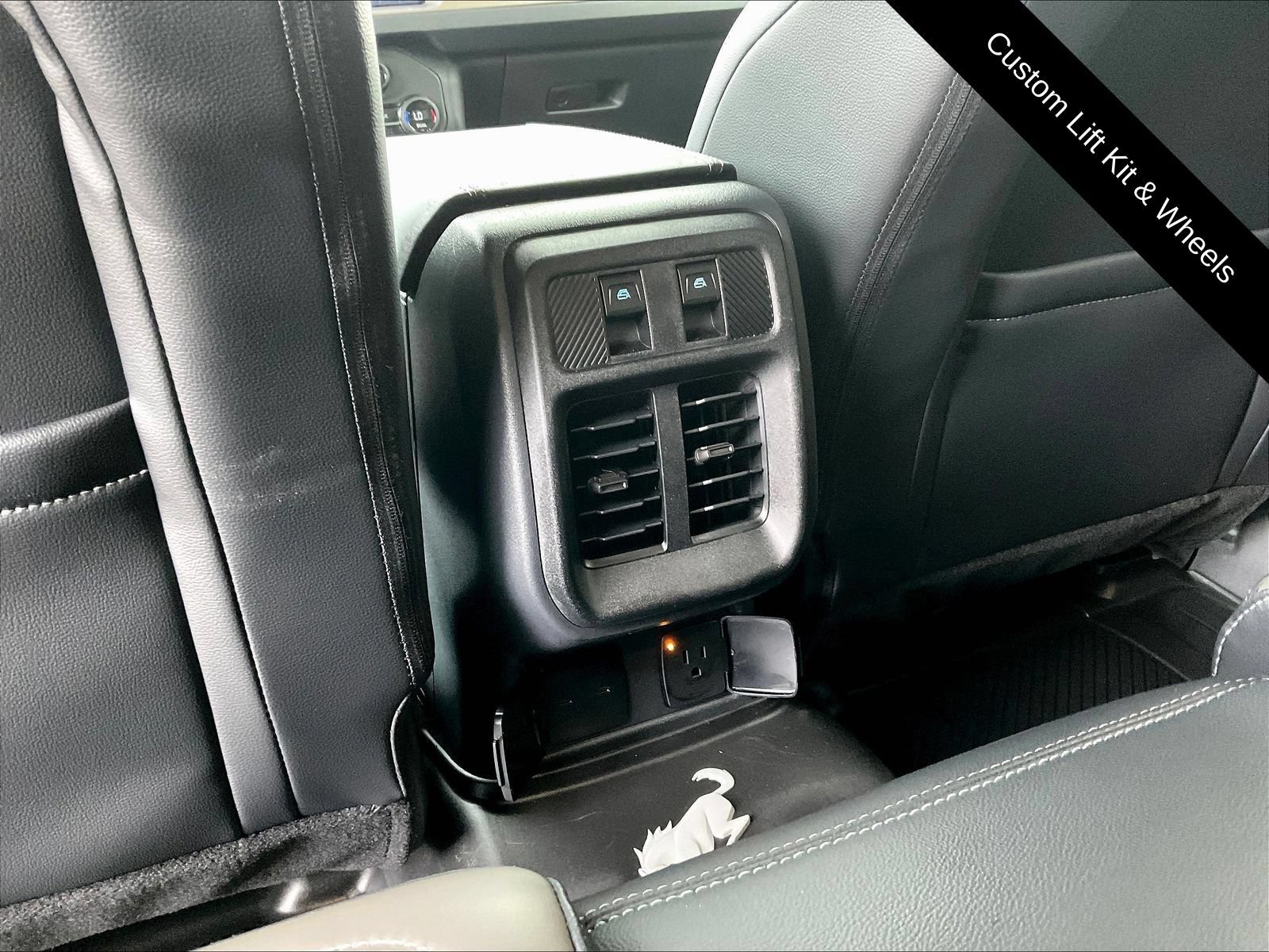 Used 2025 Ford Bronco Outer Banks AWD/4WD image 12