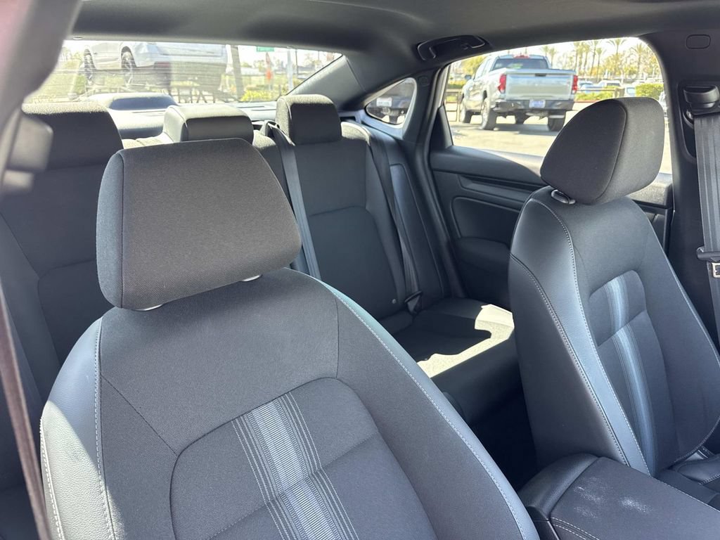 Used 2025 Honda Civic Sport image 29