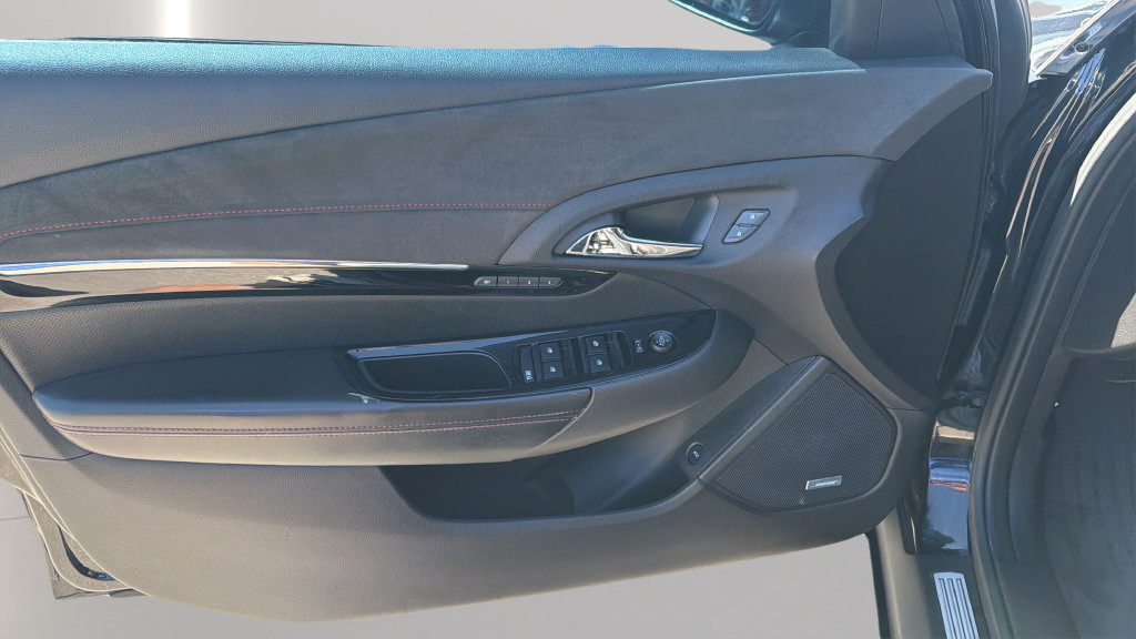 Used 2014 Chevrolet SS RWD image 9