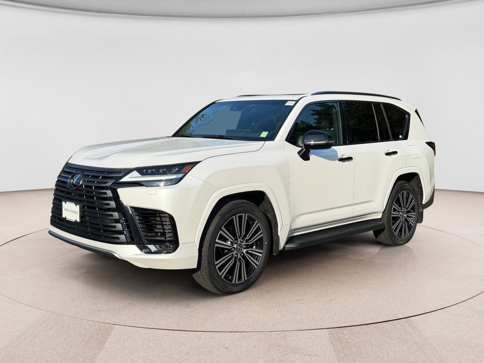 Used 2024 Lexus LX 600 4WD w/ Appearance Package image 1