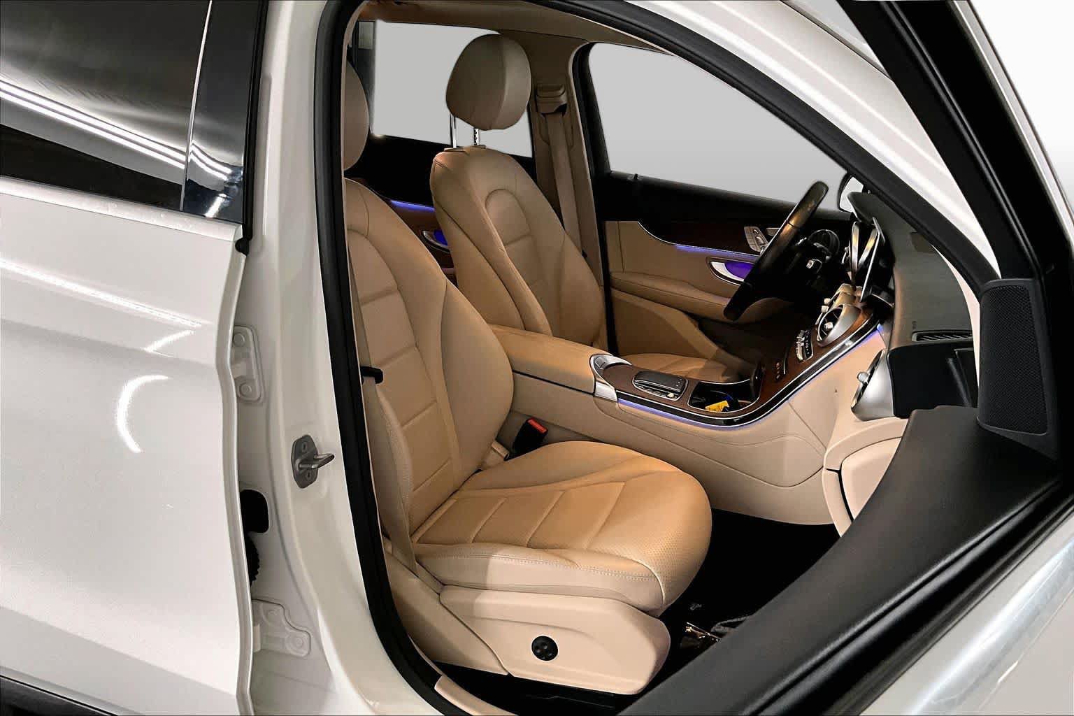 Certified 2021 Mercedes-Benz GLC 300 4MATIC image 8