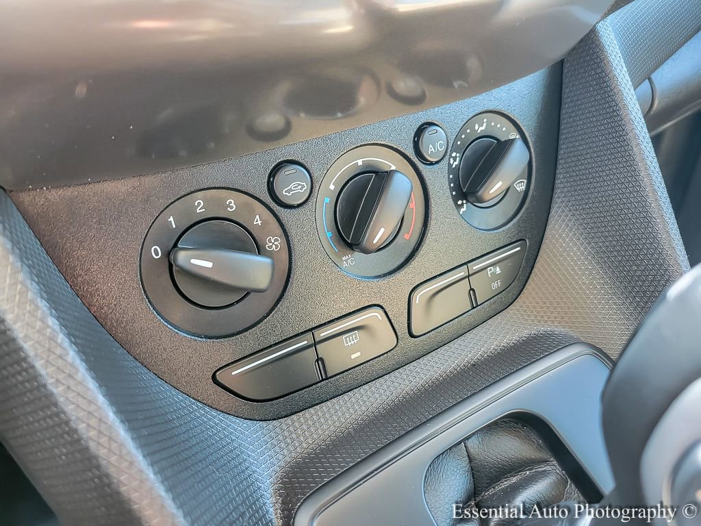 Used 2017 Ford Transit Connect XLT image 16