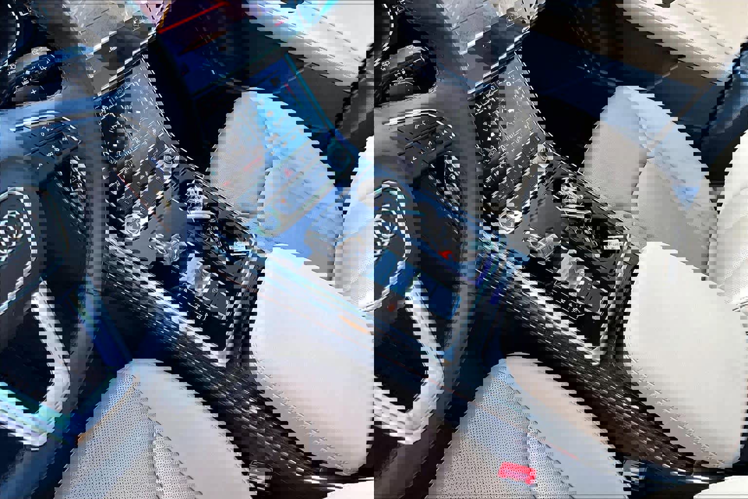 Used 2022 Audi Q7 Premium Plus image 17