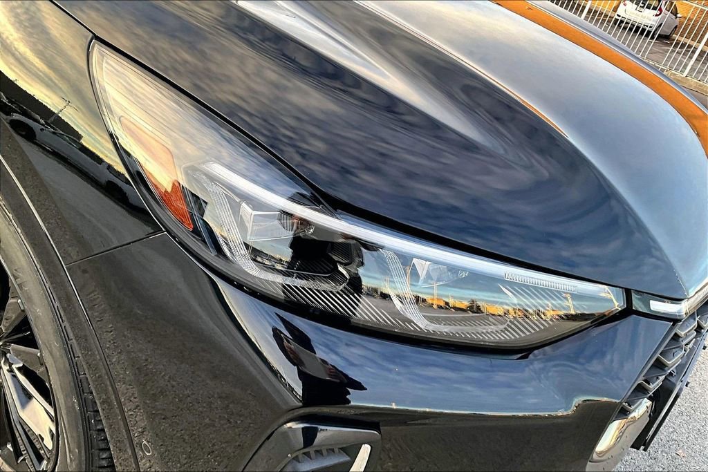 Certified 2023 Ford Escape ST-Line Elite w/ Premium Technology Package image 28