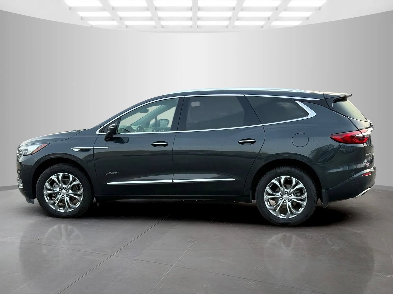 Used 2020 Buick Enclave Avenir w/ Avenir Technology Package image 6