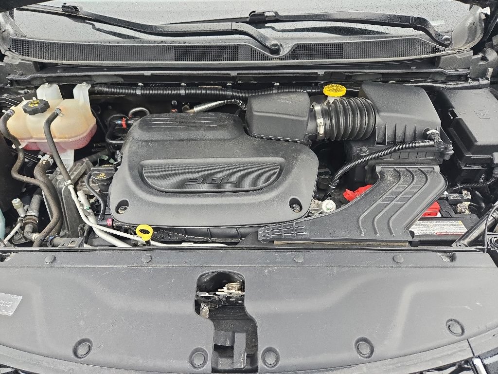 Used 2023 Chrysler Pacifica Touring-L FWD image 10