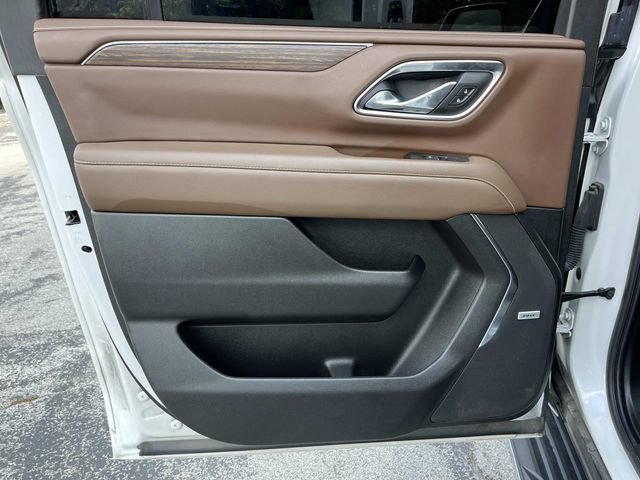 Used 2023 Chevrolet Suburban High Country w/ Advanced Technology Package AWD/4WD image 21