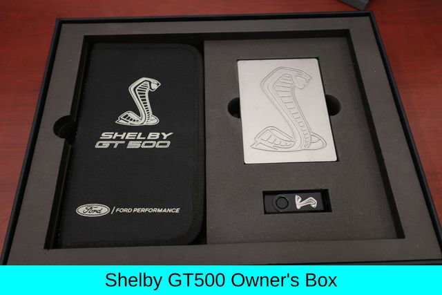 Used 2022 Ford Mustang Shelby GT500 w/ Carbon Fiber Track Pack RWD image 48