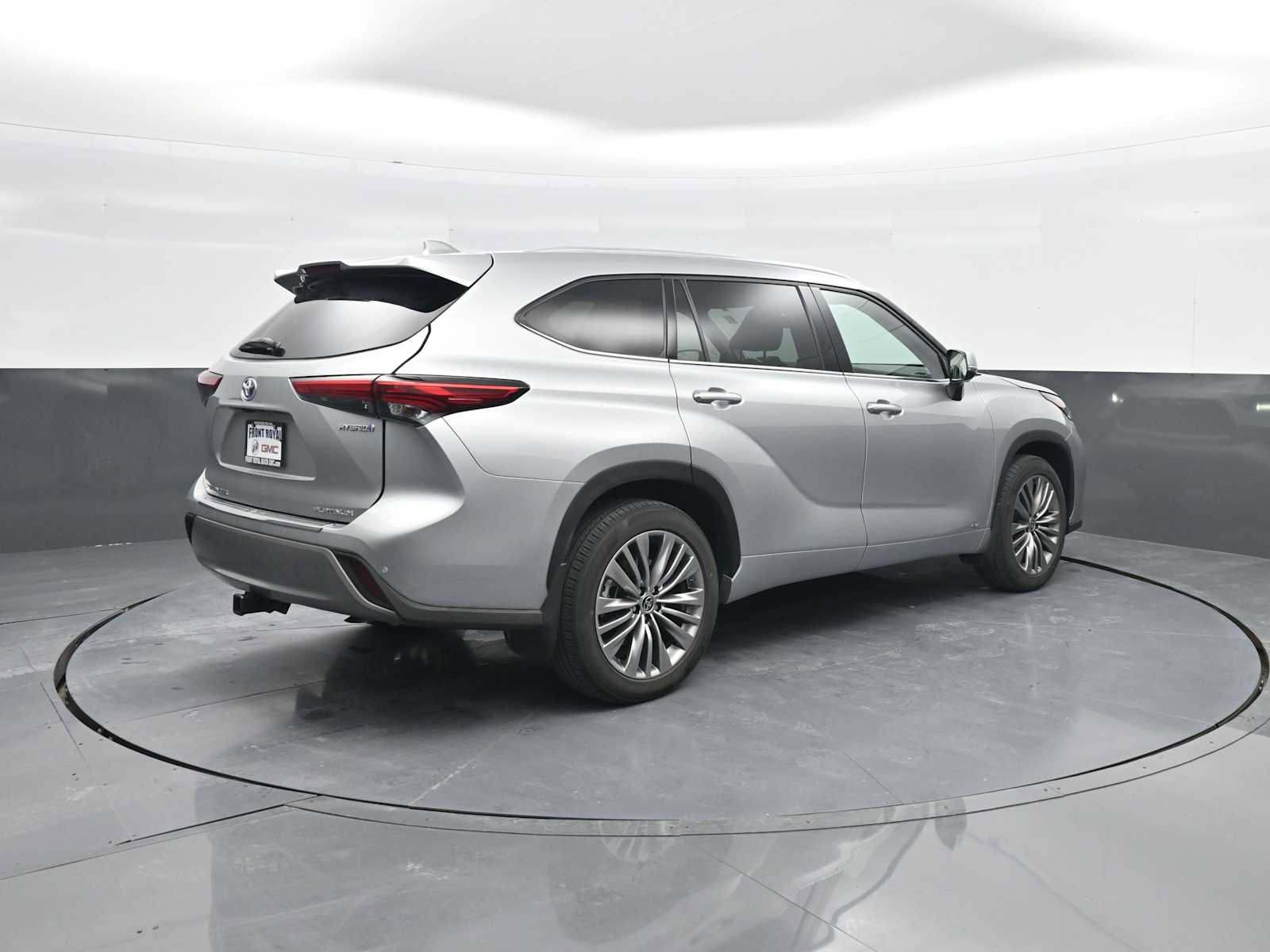 Used 2022 Toyota Highlander Platinum image 8