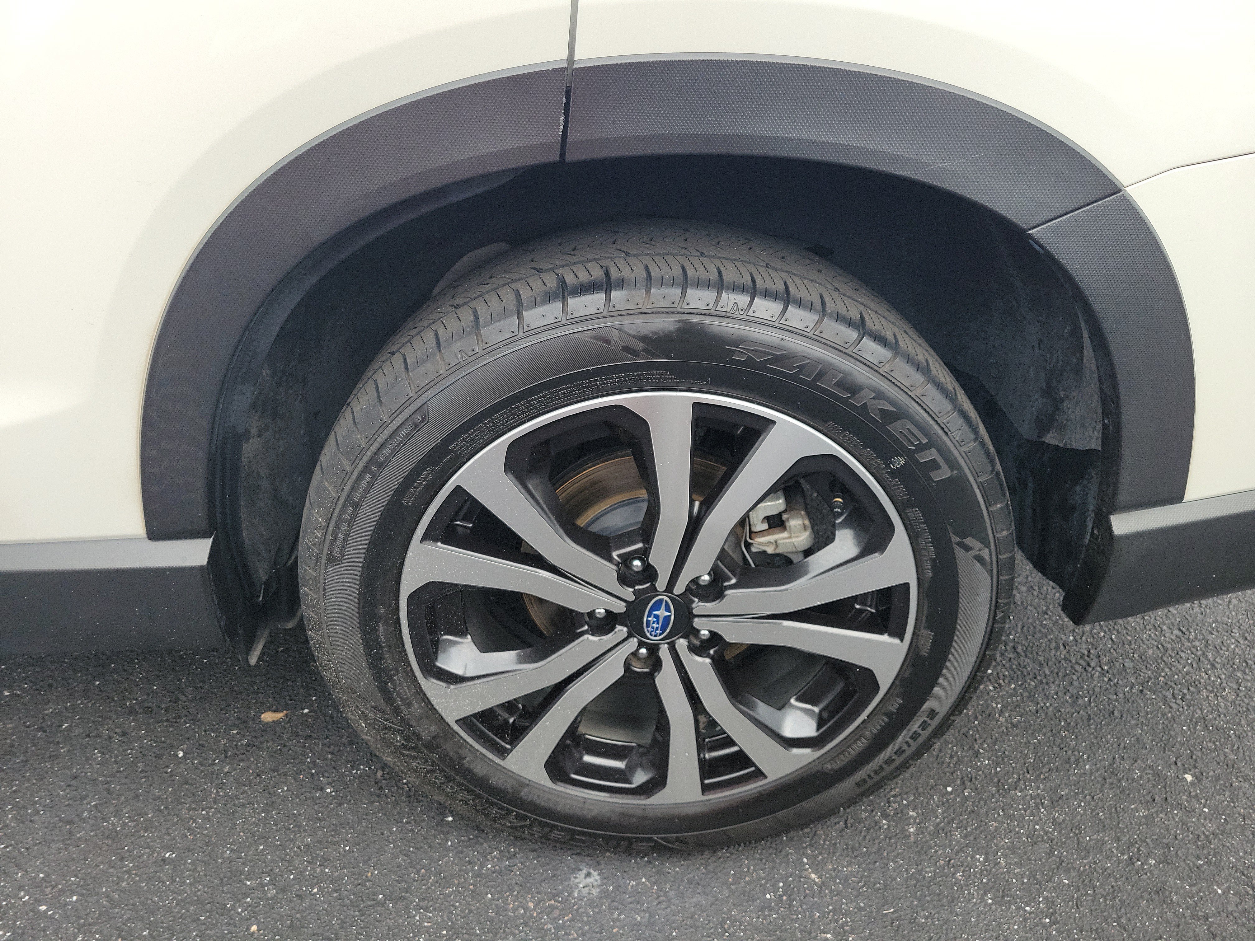 Used 2019 Subaru Forester Limited w/ Popular Package #3 AWD/4WD image 8