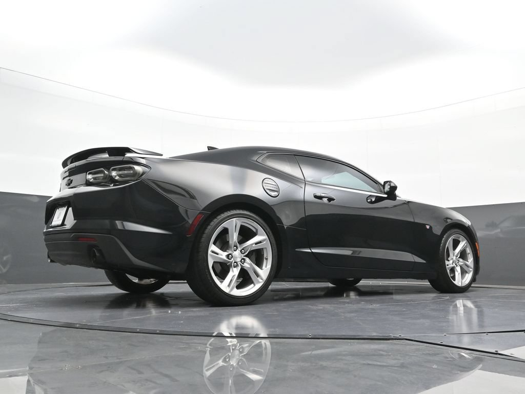 Used 2019 Chevrolet Camaro SS RWD image 25
