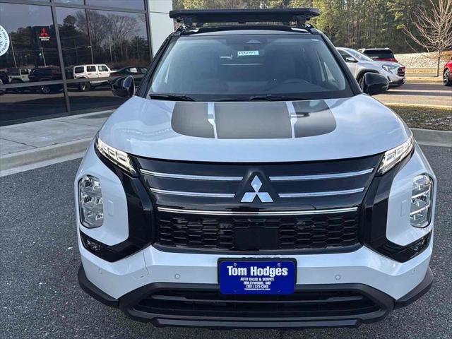 New 2026 Mitsubishi Outlander AWD image 2