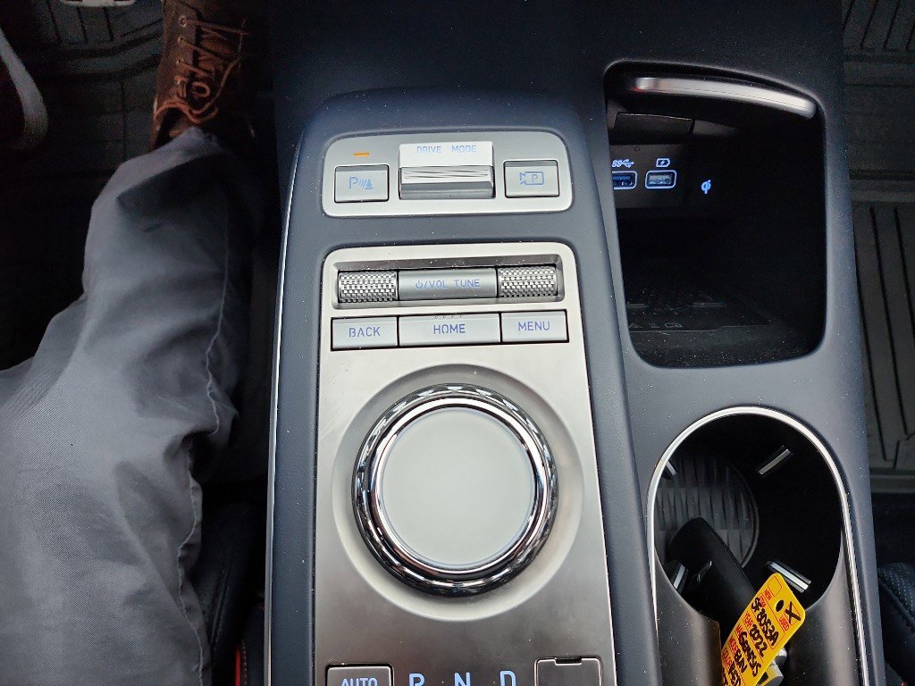 Used 2022 Genesis GV70 3.5T Sport w/ Sport Advanced Package image 26