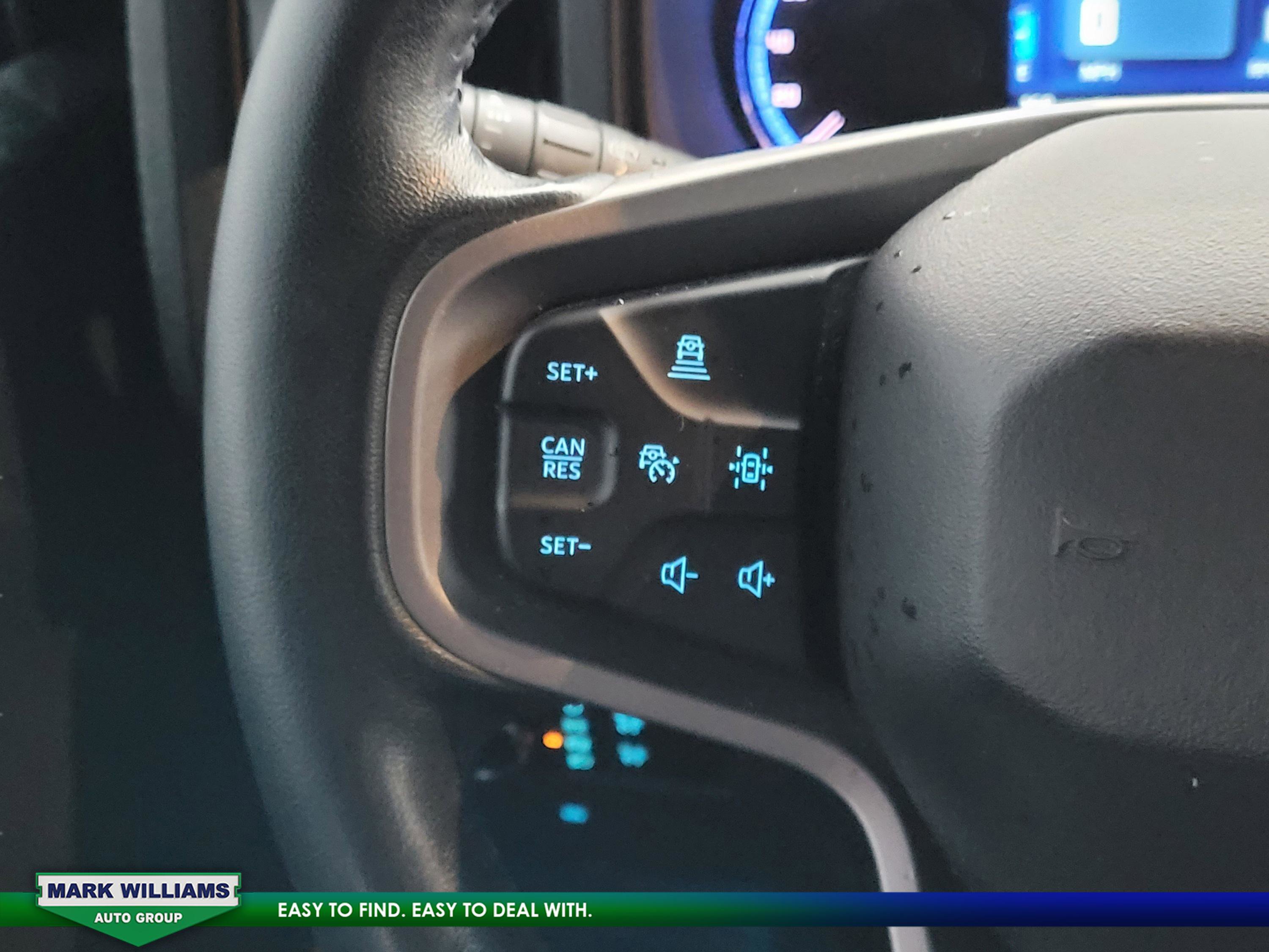 Used 2023 Ford Bronco Badlands image 14