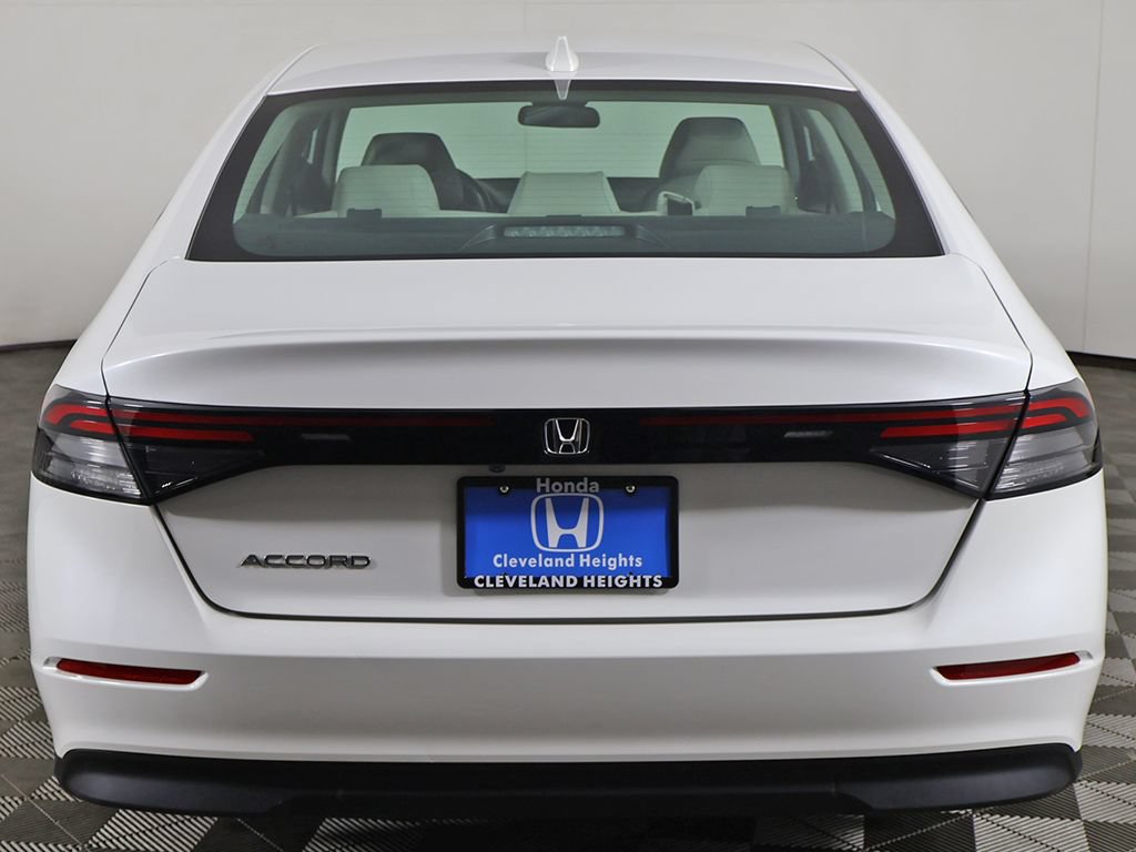 Used 2023 Honda Accord LX image 9