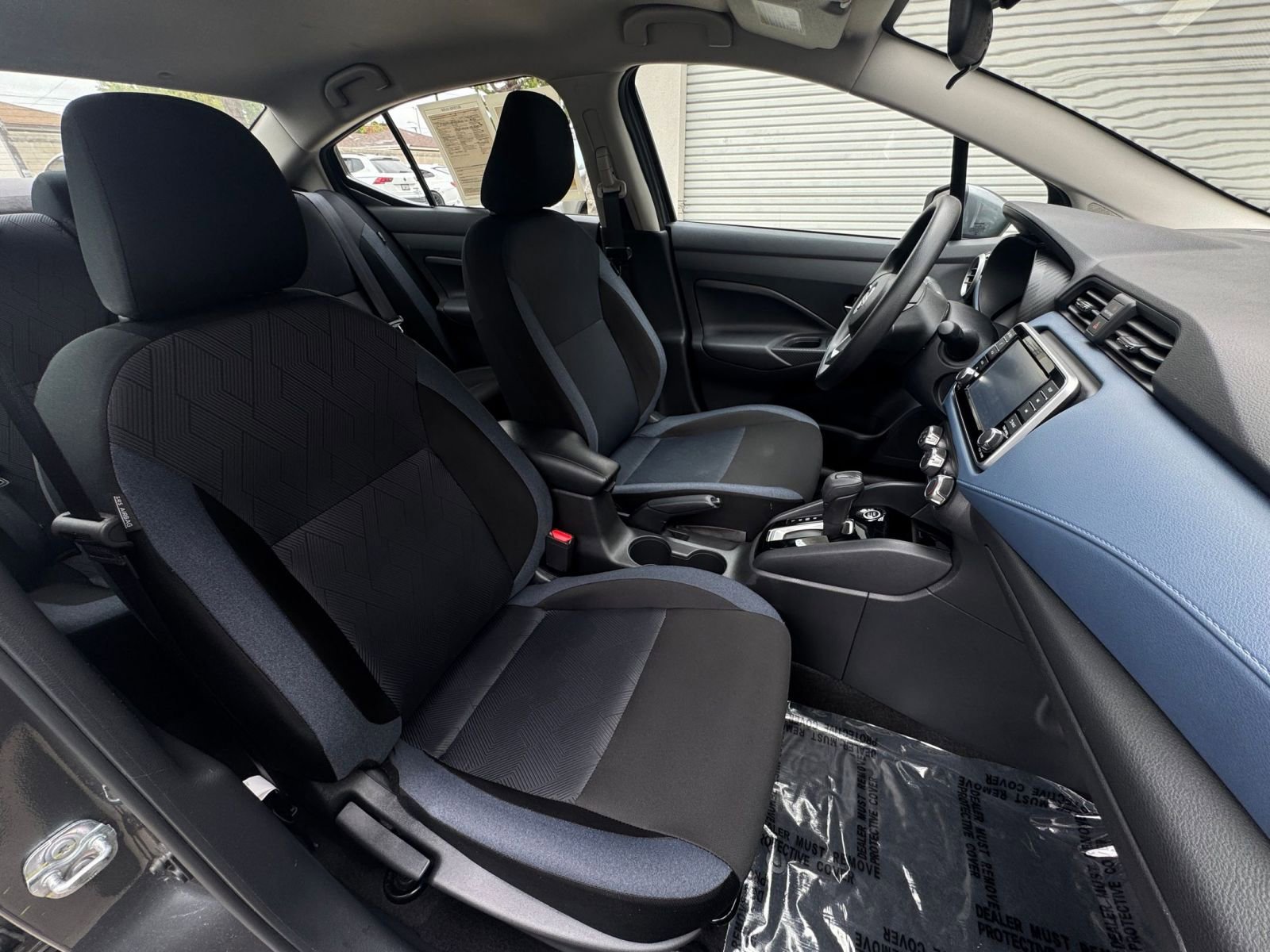 Used 2025 Nissan Versa SV FWD image 35