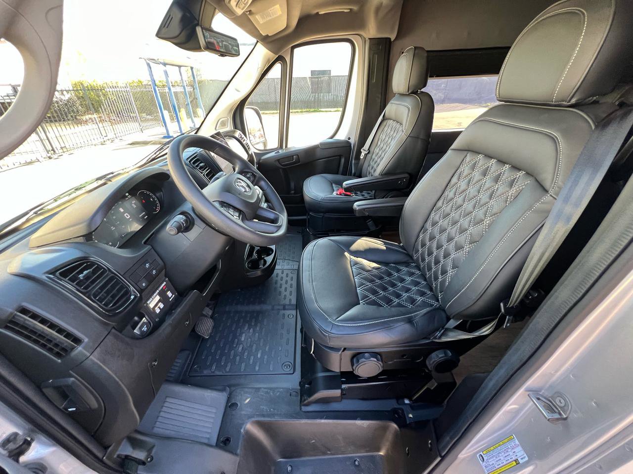 Used 2023 RAM ProMaster 3500 w/ Premium Convenience Group B image 20