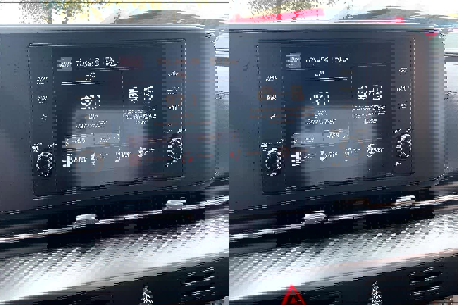 Used 2024 Kia Carnival LX image 30