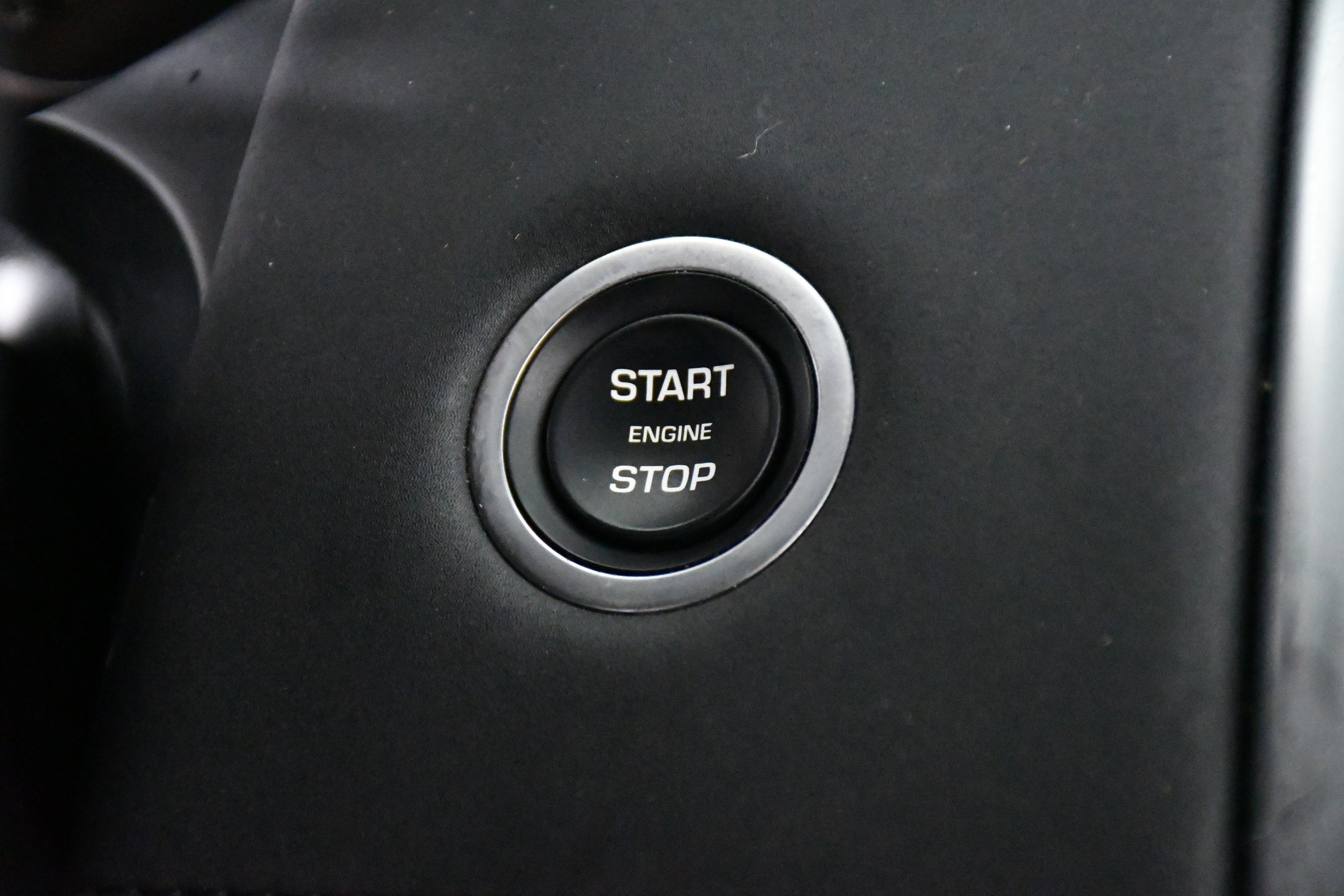 Used 2023 Land Rover Discovery Sport S image 19