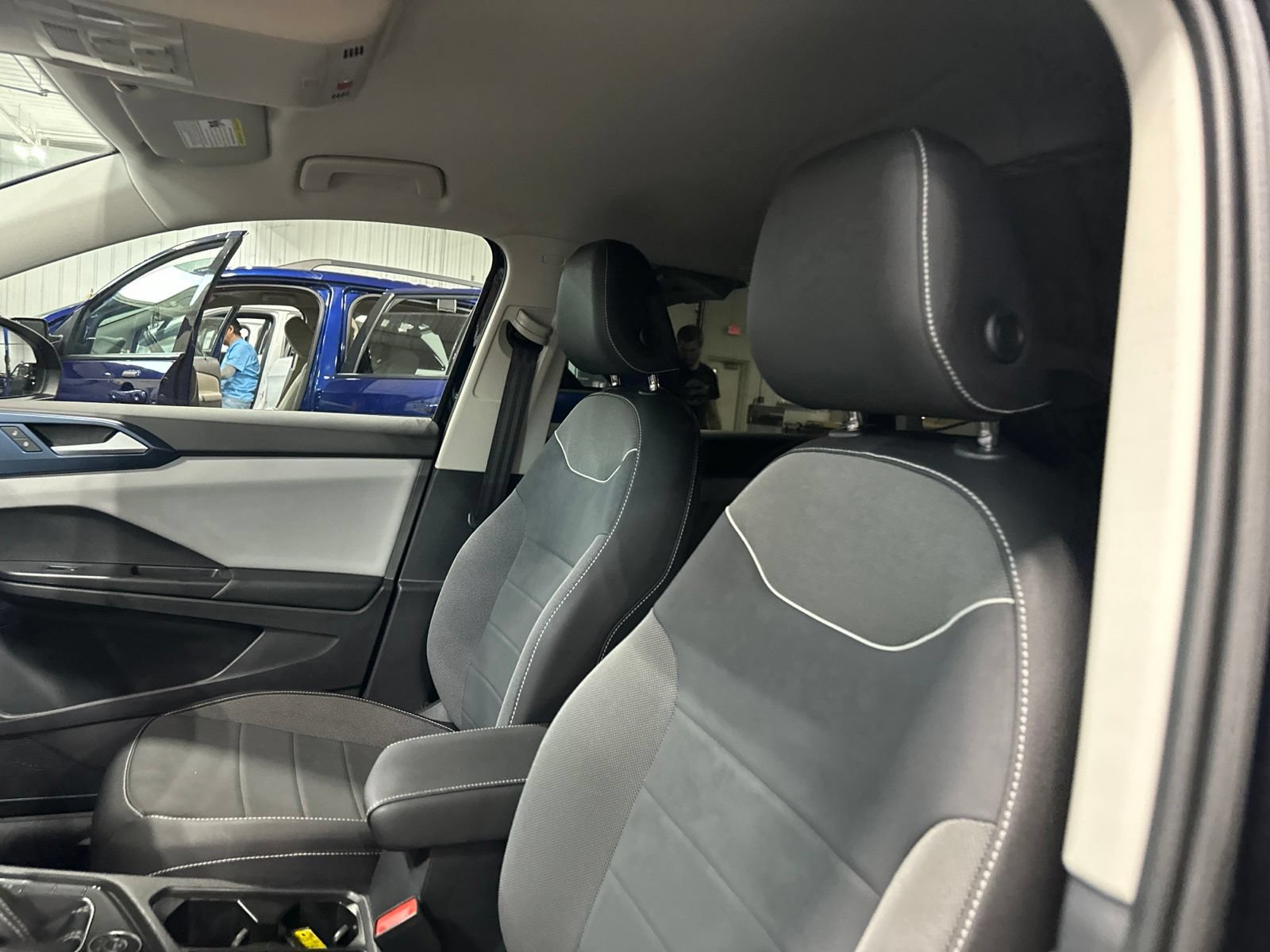 Certified 2023 Volkswagen Taos SE AWD/4WD image 12