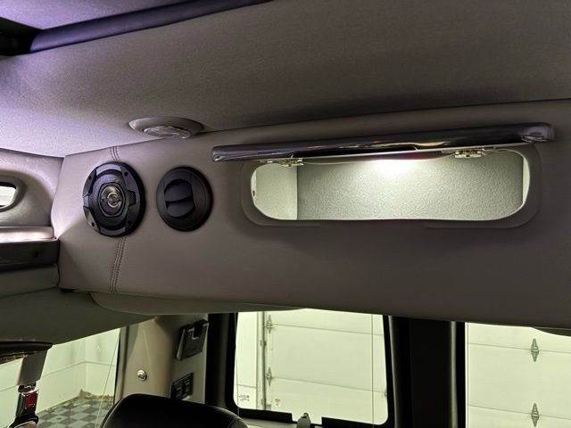 Used 2017 Chevrolet Express 2500 Extended image 46