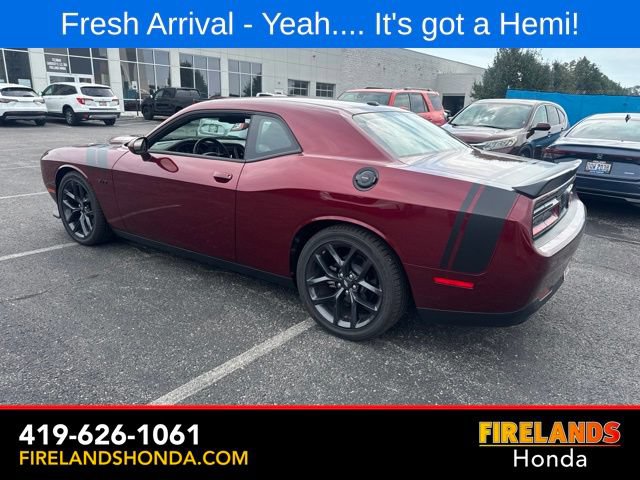 Used 2023 Dodge Challenger R/T w/ Blacktop Package RWD image 3