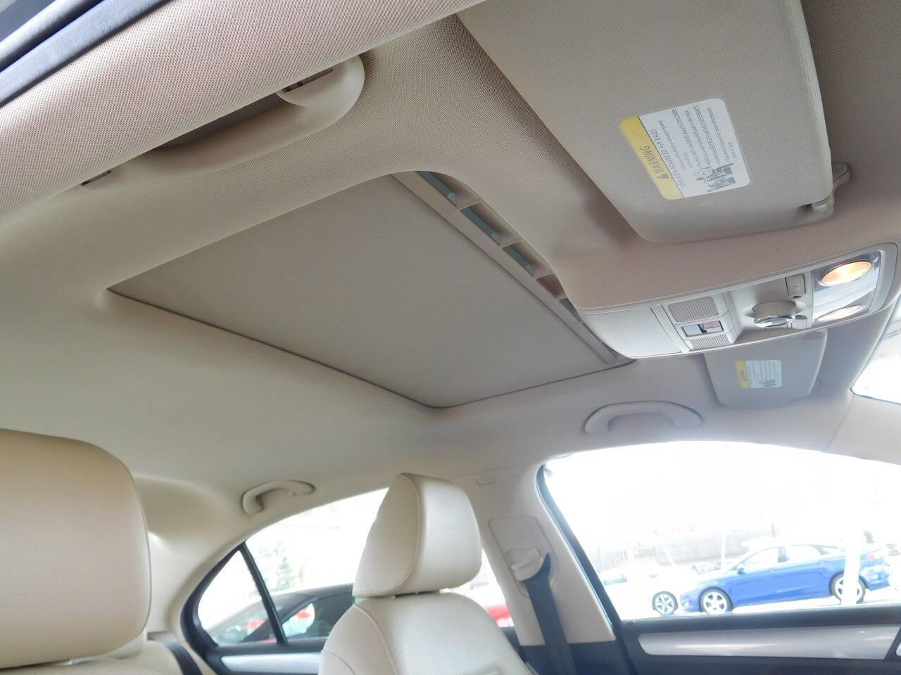 Used 2015 Volkswagen Jetta SE image 18