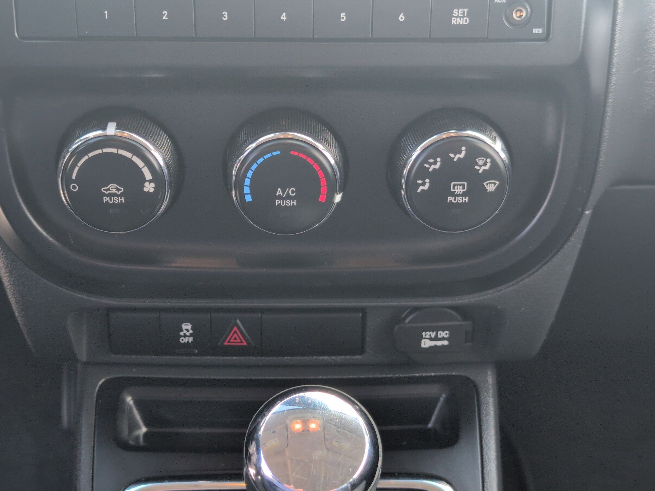 Used 2016 Jeep Compass Sport w/ Power Value Group image 21