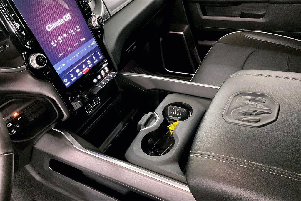 Used 2024 RAM 2500 Laramie w/ Night Edition image 19