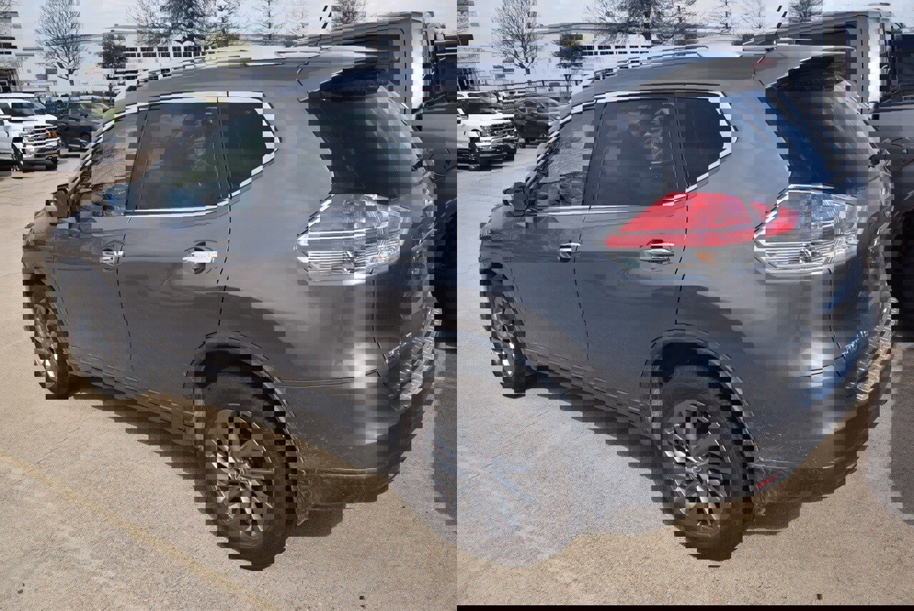 Used 2016 Nissan Rogue SL image 6