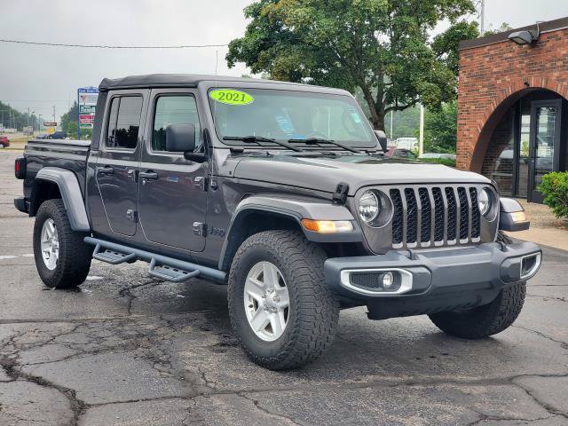 Used 2021 Jeep Gladiator Sport AWD/4WD image 2