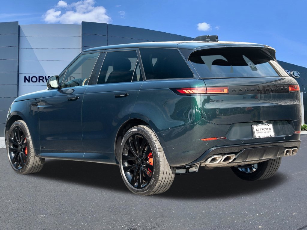 Used 2026 Land Rover Range Rover Sport Dynamic SE AWD/4WD image 6