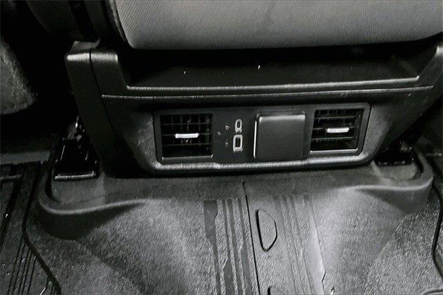 Used 2023 GMC Sierra 1500 Elevation image 17