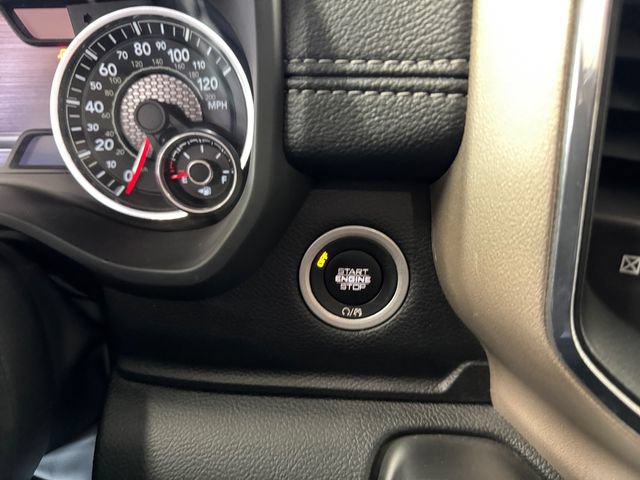 Used 2022 RAM 1500 Laramie AWD/4WD image 24